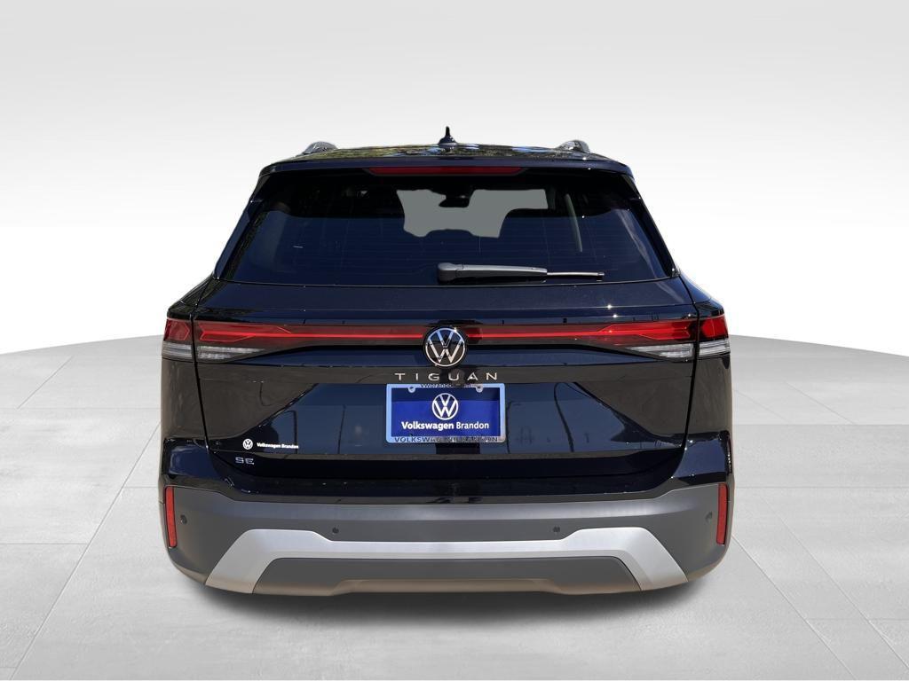 new 2025 Volkswagen Tiguan car, priced at $33,896