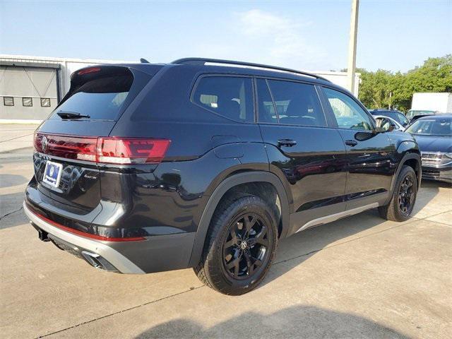 new 2024 Volkswagen Atlas car, priced at $51,661