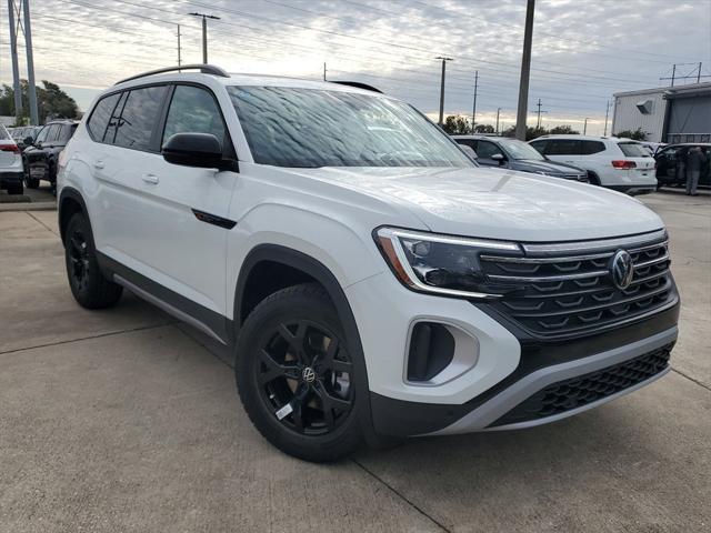 new 2025 Volkswagen Atlas car, priced at $46,111