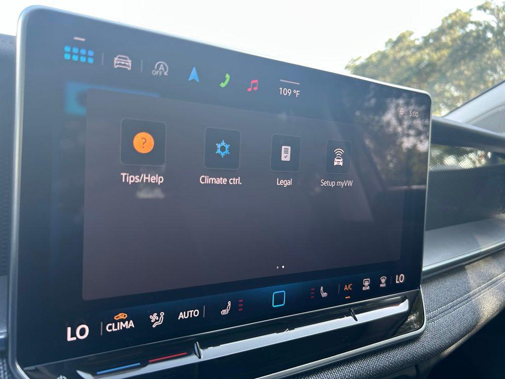 new 2025 Volkswagen Tiguan car, priced at $30,543