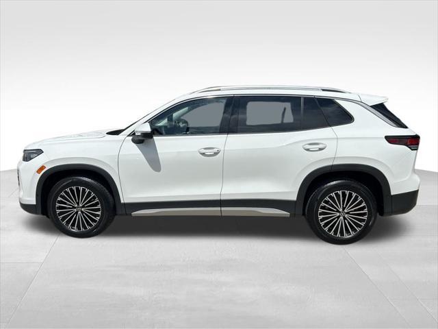 new 2025 Volkswagen Tiguan car, priced at $31,811