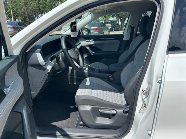 new 2025 Volkswagen Tiguan car, priced at $31,811