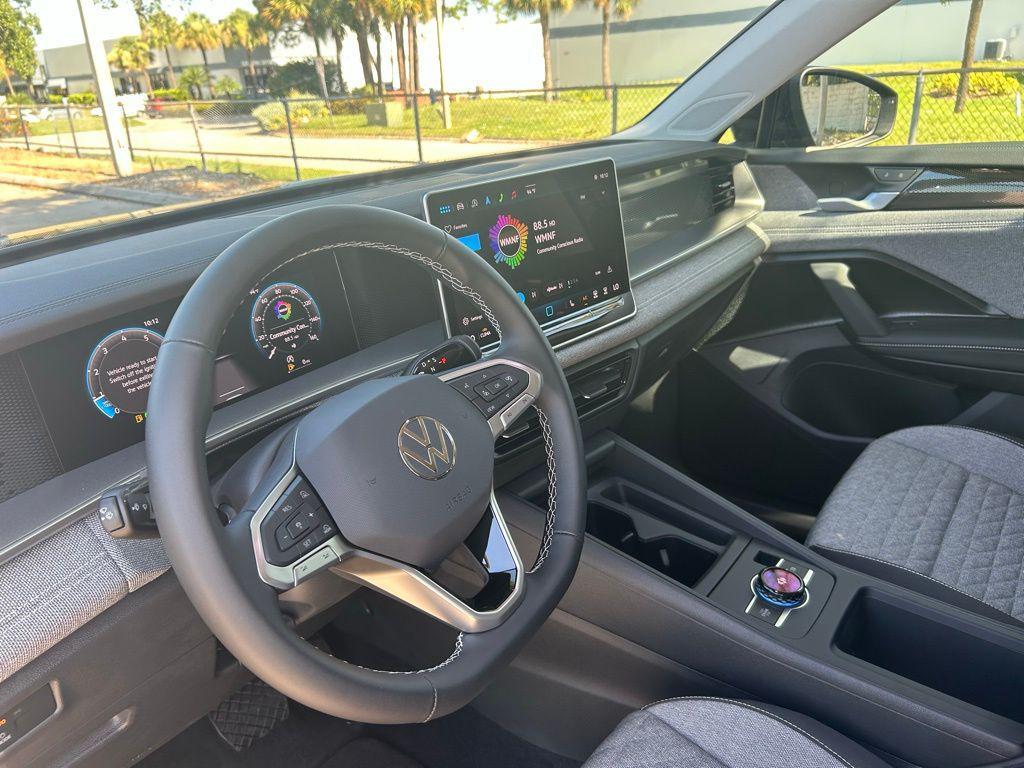 new 2025 Volkswagen Tiguan car, priced at $29,816
