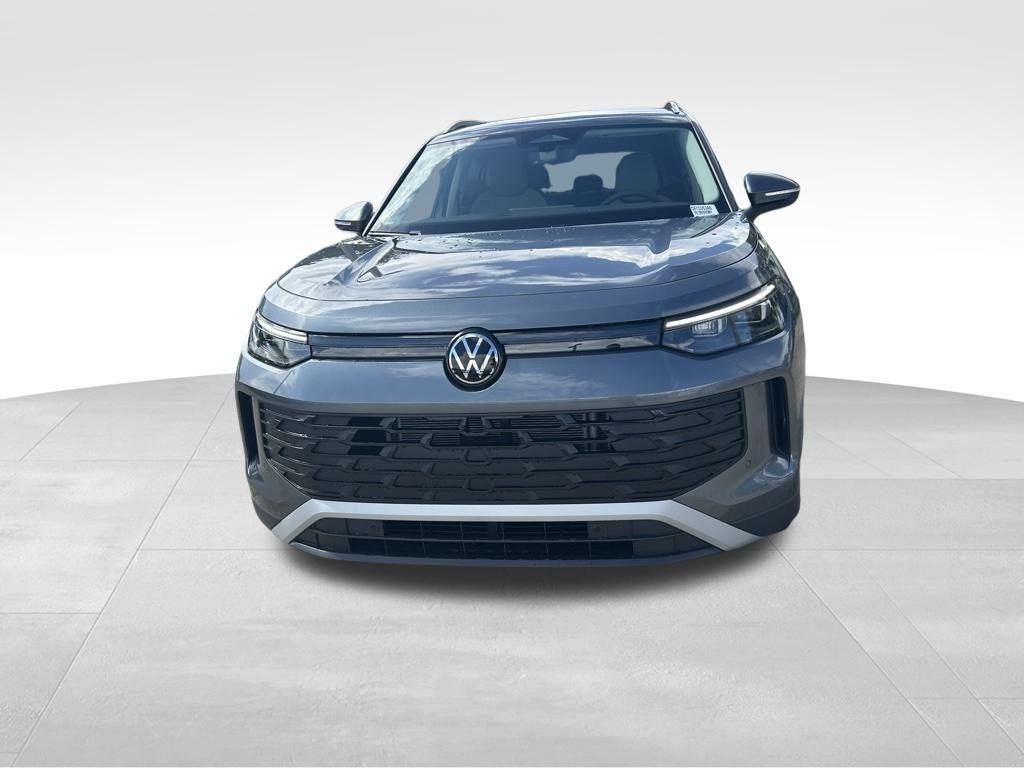 new 2025 Volkswagen Tiguan car, priced at $33,759