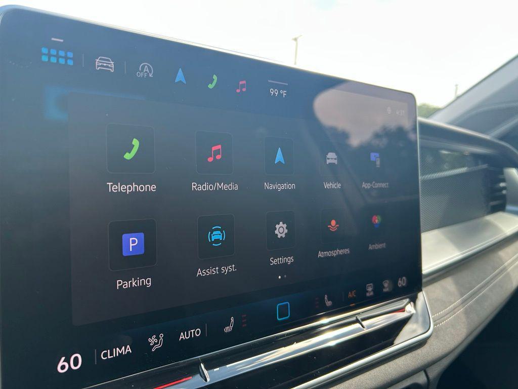 new 2025 Volkswagen Tiguan car, priced at $33,759