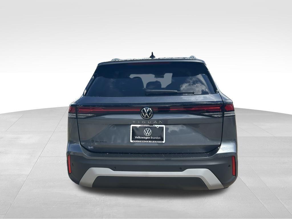 new 2025 Volkswagen Tiguan car, priced at $33,759