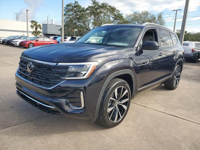 new 2025 Volkswagen Atlas car, priced at $52,661