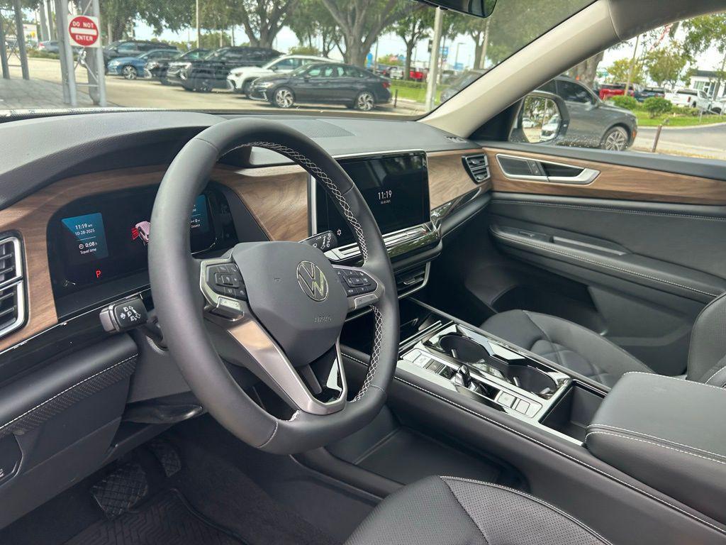 new 2026 Volkswagen Atlas car, priced at $45,499