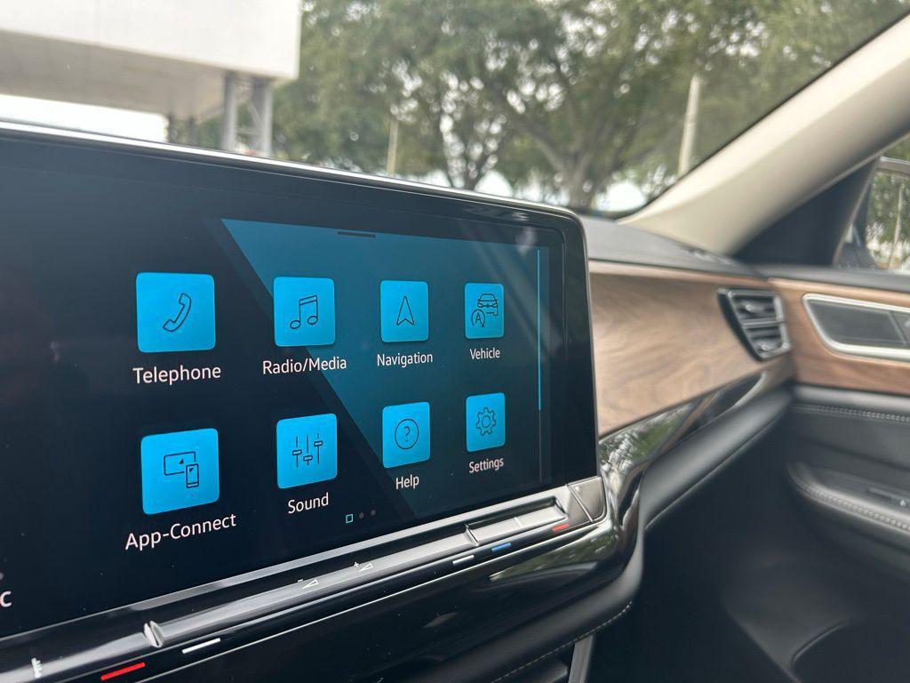 new 2026 Volkswagen Atlas car, priced at $45,499