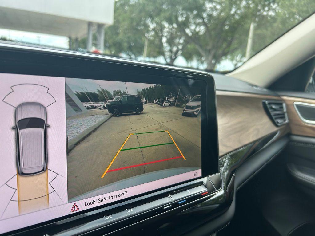 new 2026 Volkswagen Atlas car, priced at $45,499