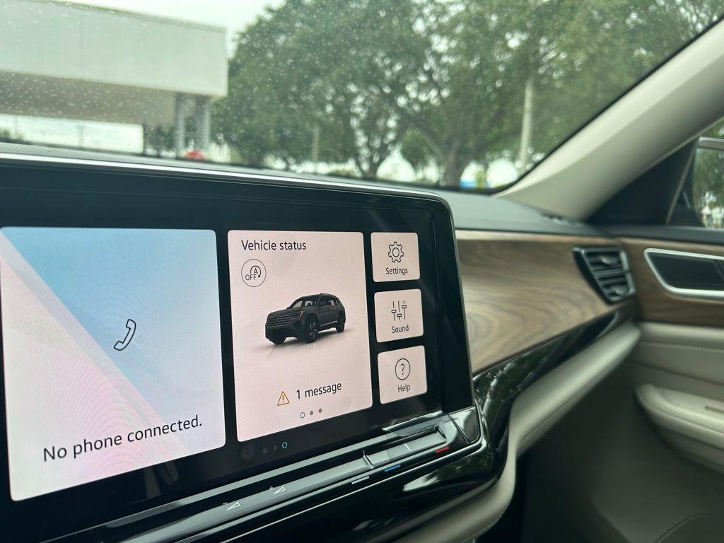 new 2026 Volkswagen Atlas car, priced at $39,145