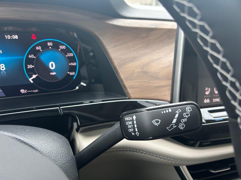 new 2026 Volkswagen Atlas car, priced at $39,145