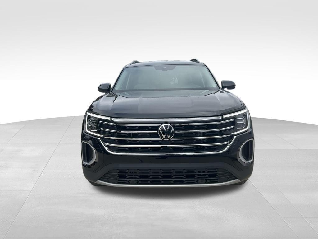 new 2026 Volkswagen Atlas car, priced at $39,145