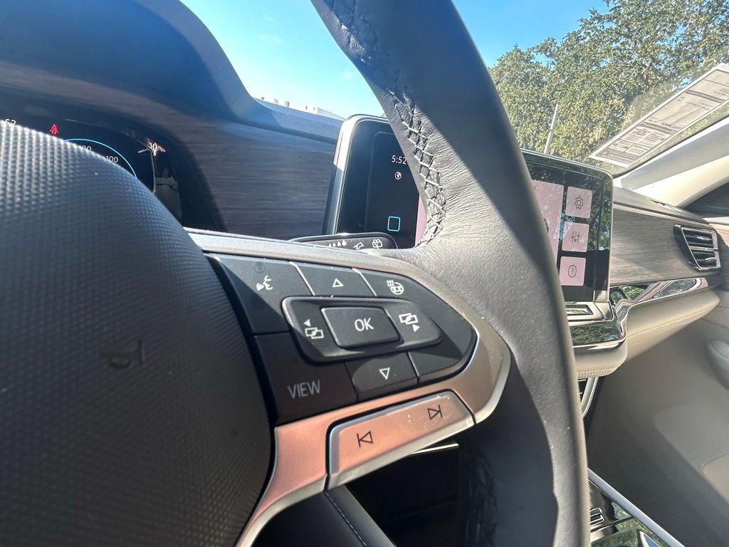 new 2026 Volkswagen Atlas car, priced at $55,135