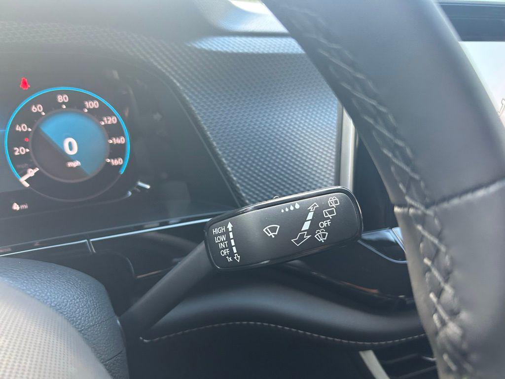 new 2026 Volkswagen Atlas Cross Sport car, priced at $53,604