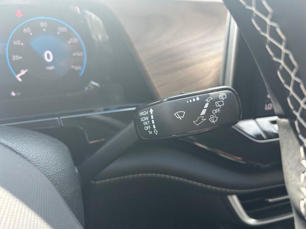 new 2026 Volkswagen Atlas car, priced at $43,705