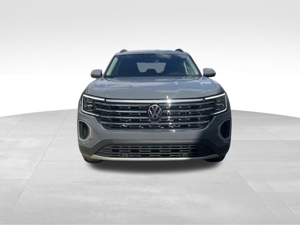 new 2026 Volkswagen Atlas car, priced at $43,705
