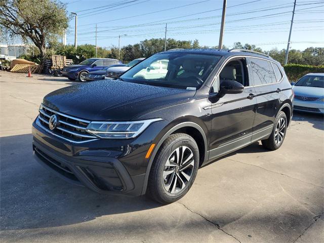 new 2024 Volkswagen Tiguan car, priced at $27,326