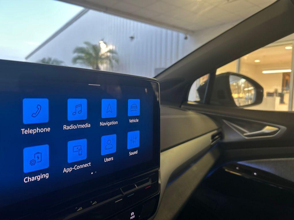 used 2023 Volkswagen ID.4 car, priced at $17,998
