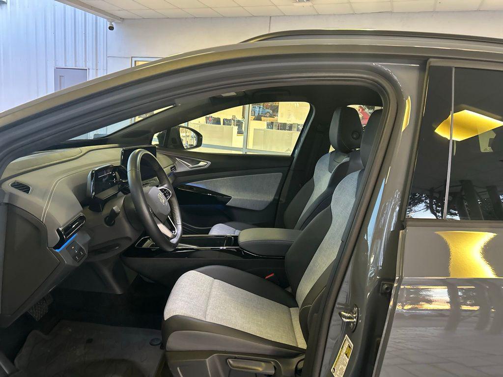 used 2023 Volkswagen ID.4 car, priced at $17,998