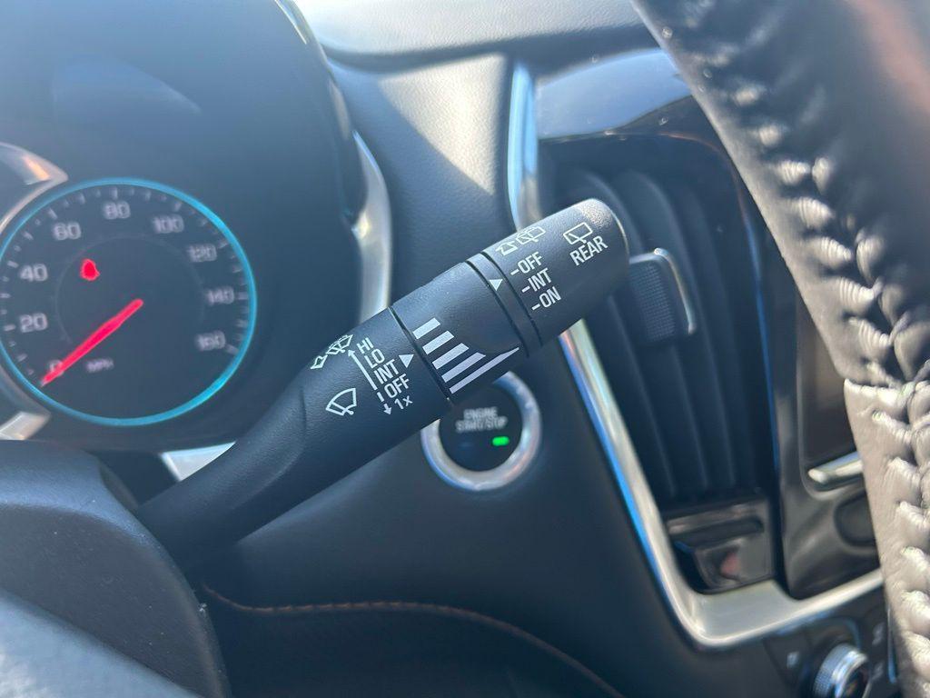 used 2019 Chevrolet Traverse car, priced at $21,398