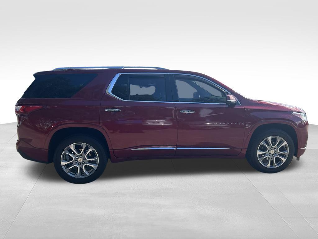used 2019 Chevrolet Traverse car, priced at $21,398