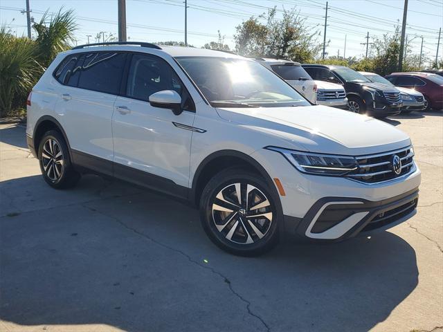 new 2024 Volkswagen Tiguan car, priced at $27,326