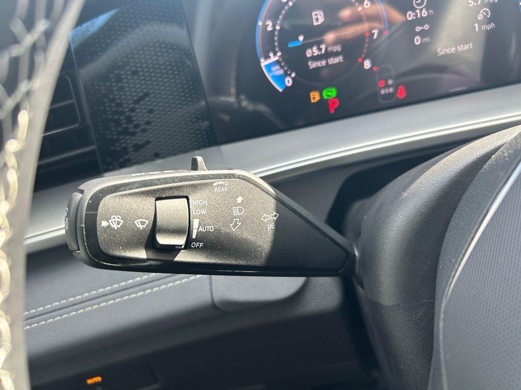 new 2026 Volkswagen Tiguan car, priced at $34,611