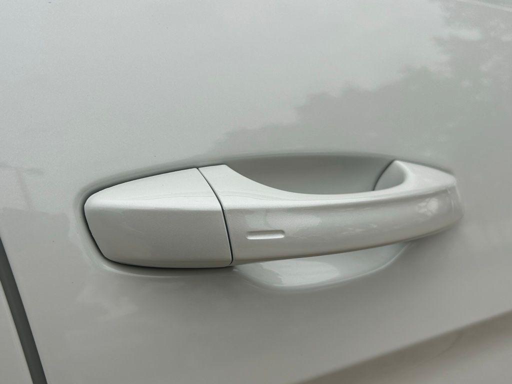 new 2026 Volkswagen Atlas Cross Sport car, priced at $44,882