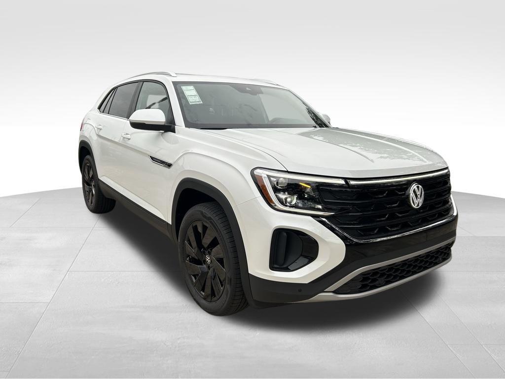 new 2026 Volkswagen Atlas Cross Sport car, priced at $44,882