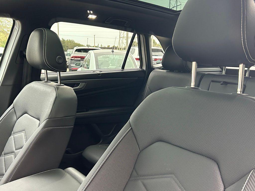 new 2026 Volkswagen Atlas Cross Sport car, priced at $44,882