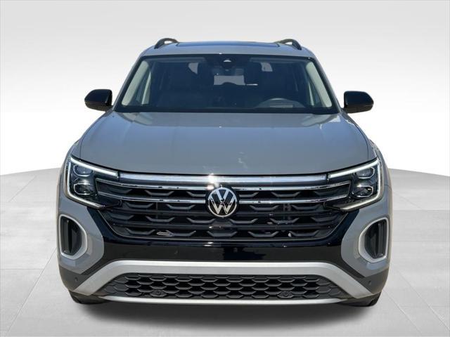 used 2024 Volkswagen Atlas car, priced at $40,797