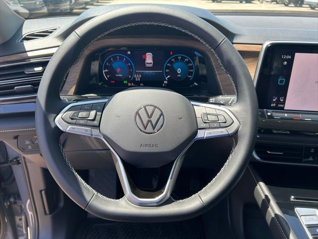 new 2025 Volkswagen Atlas car, priced at $41,953