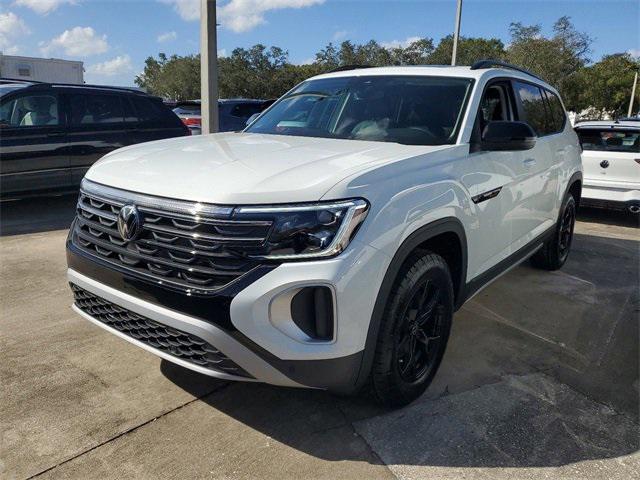 new 2025 Volkswagen Atlas car, priced at $46,111