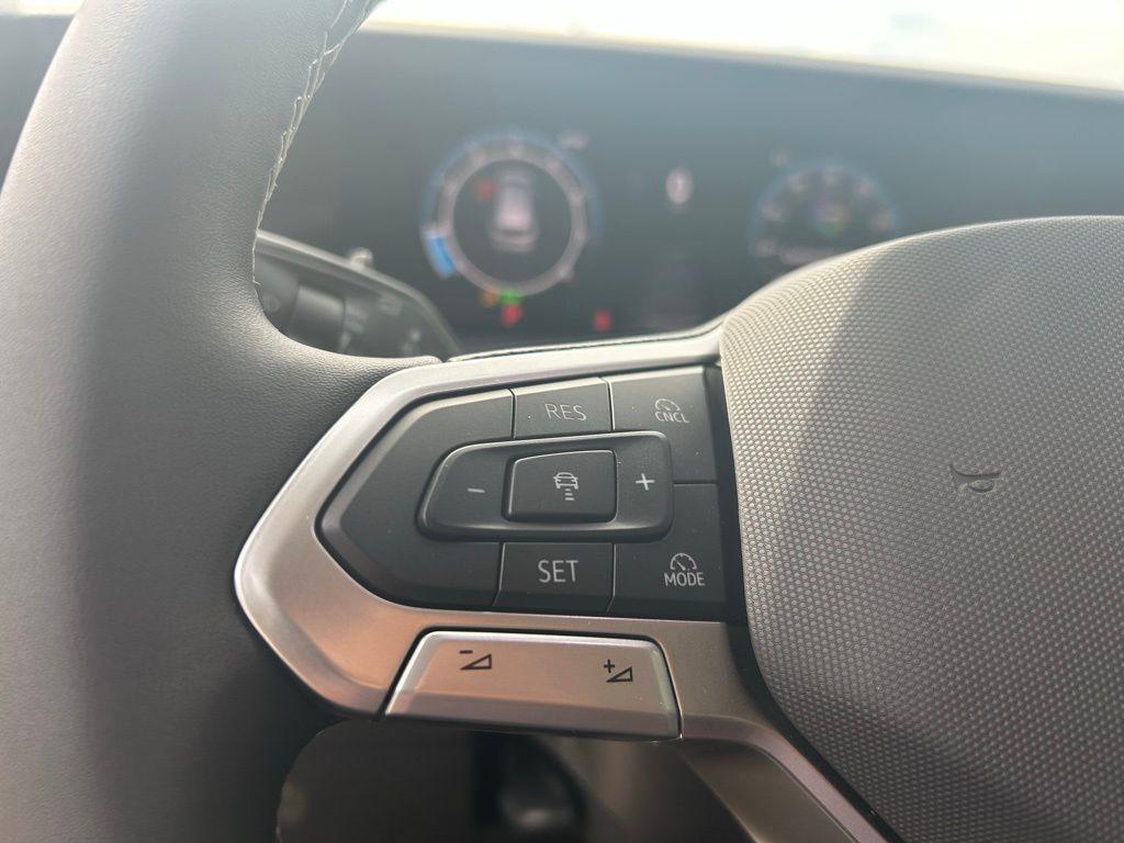 new 2025 Volkswagen Tiguan car, priced at $29,516