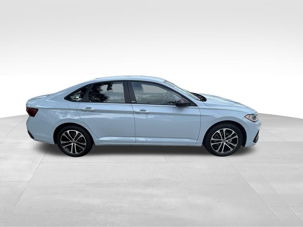new 2025 Volkswagen Jetta car, priced at $25,682