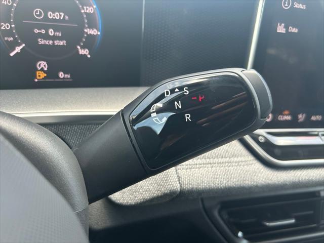 new 2025 Volkswagen Tiguan car, priced at $31,511