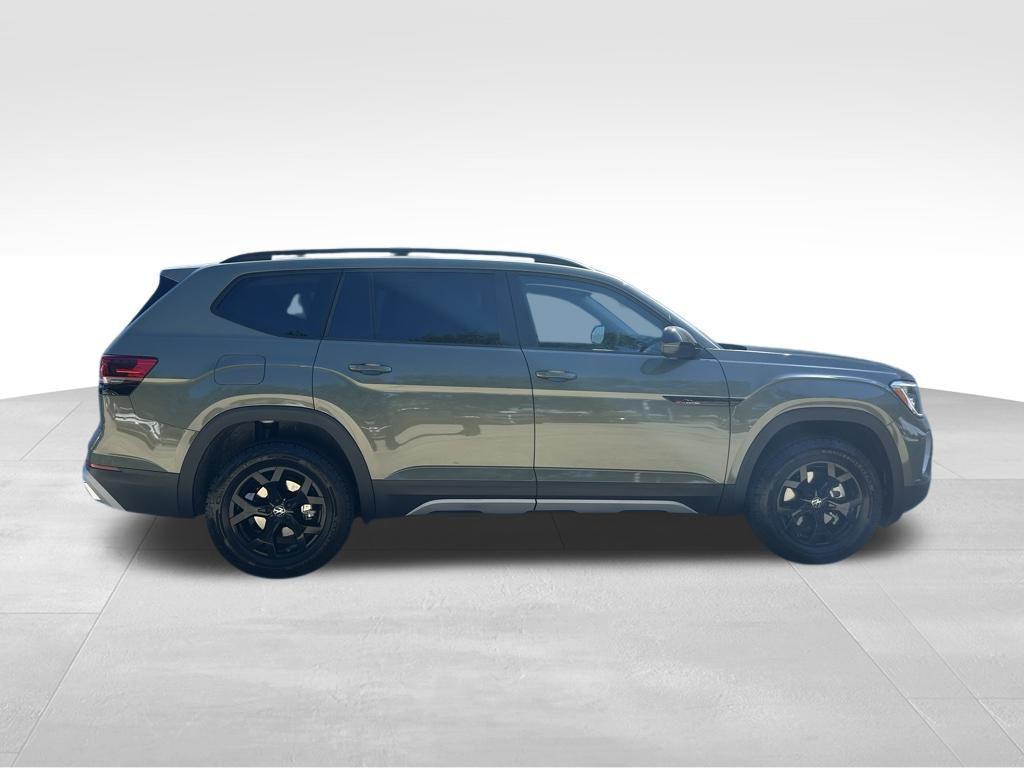 new 2026 Volkswagen Atlas car, priced at $47,711