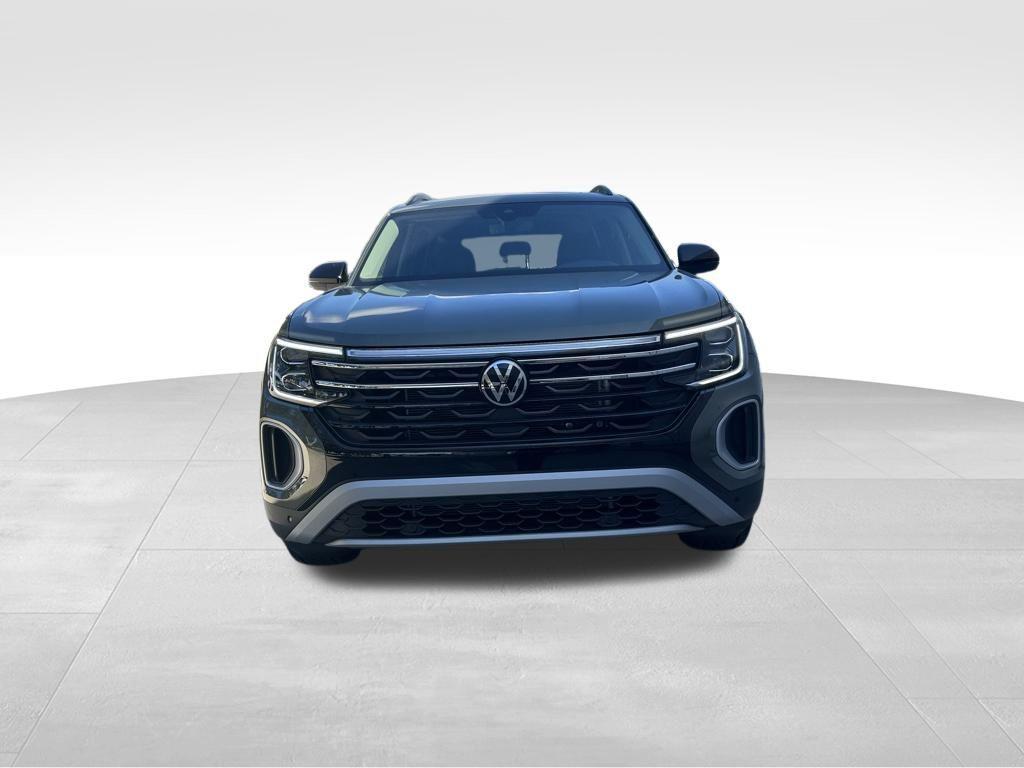 new 2026 Volkswagen Atlas car, priced at $47,711