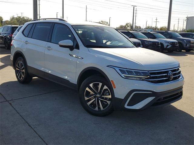 new 2024 Volkswagen Tiguan car, priced at $27,326