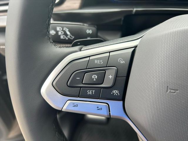 new 2025 Volkswagen Atlas car, priced at $52,386