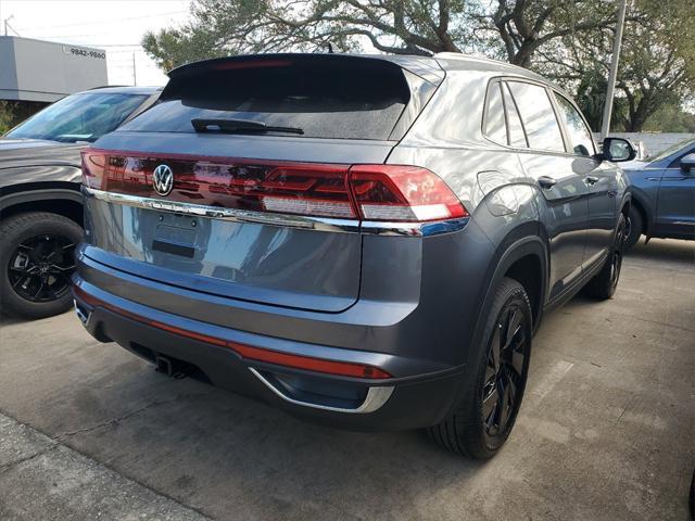 new 2025 Volkswagen Atlas Cross Sport car, priced at $40,311