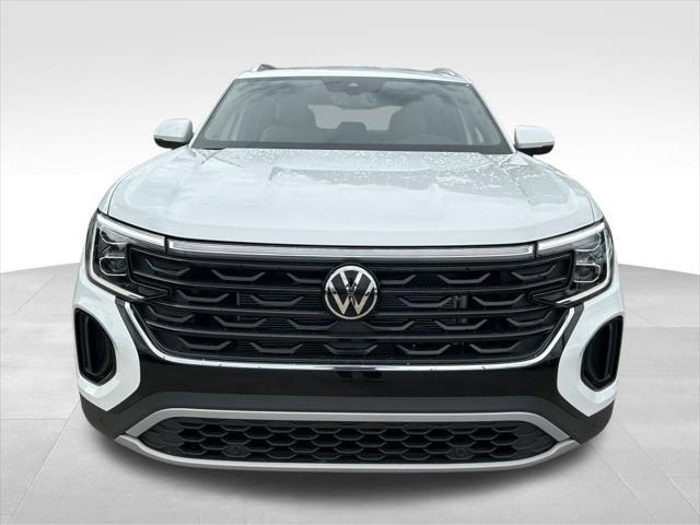 new 2025 Volkswagen Atlas Cross Sport car, priced at $40,999