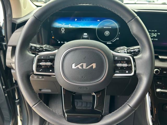 used 2024 Kia Carnival car, priced at $40,696