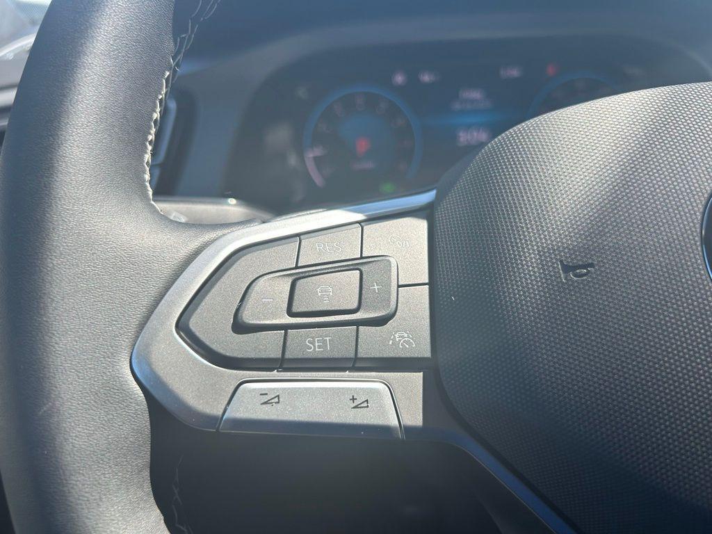 new 2026 Volkswagen Atlas Cross Sport car, priced at $44,441