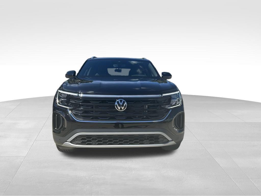 new 2026 Volkswagen Atlas Cross Sport car, priced at $44,441