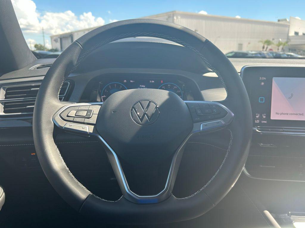 new 2026 Volkswagen Atlas Cross Sport car, priced at $44,441