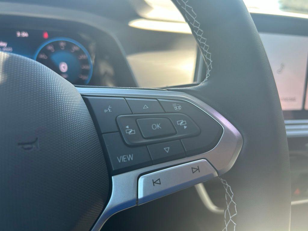 new 2026 Volkswagen Atlas Cross Sport car, priced at $44,441