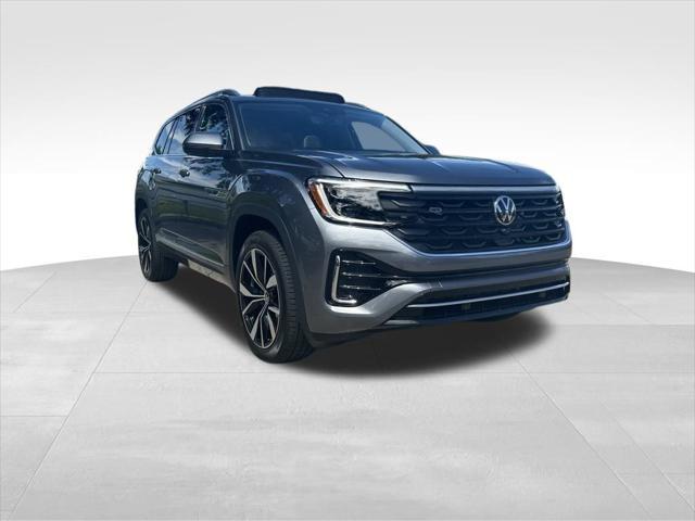 new 2025 Volkswagen Atlas car, priced at $50,546