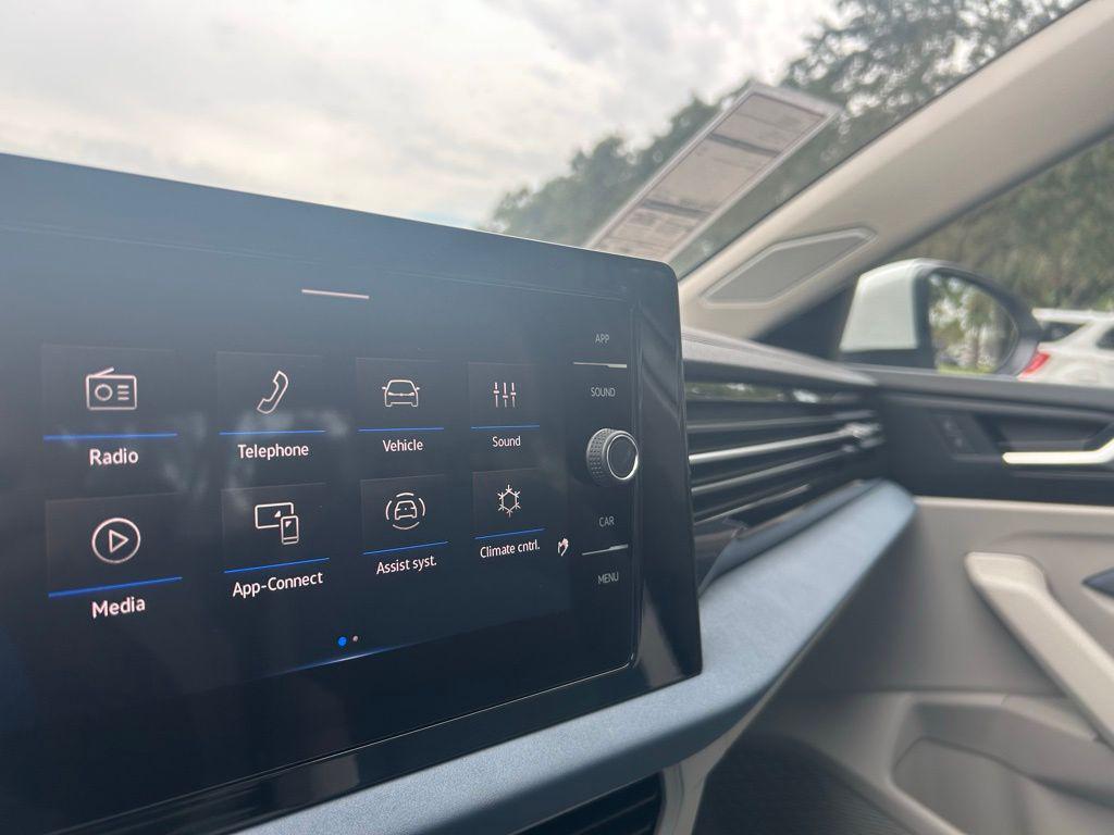 new 2025 Volkswagen Jetta car, priced at $26,202